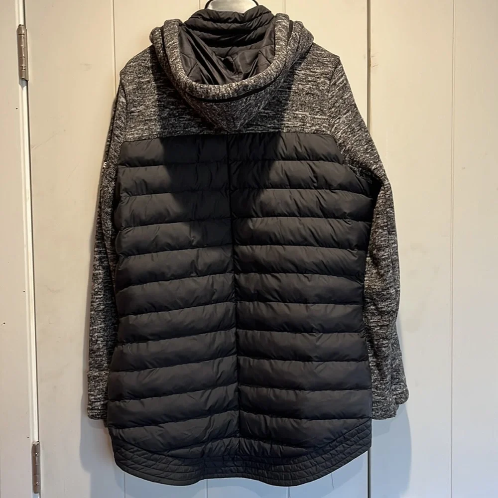 Womens adidas jacket hooded with interior vest lining - Picture 2 of 3